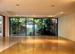 First Avenue (D10), Detached #635086591